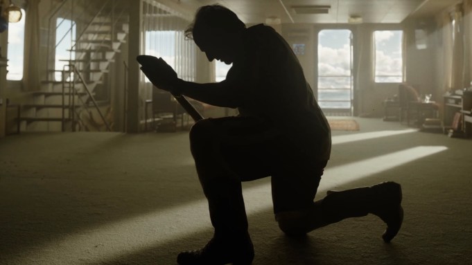 J.J. Abrams 盛赞 Tom Cruise 新片《Digger》将带来强烈冲击